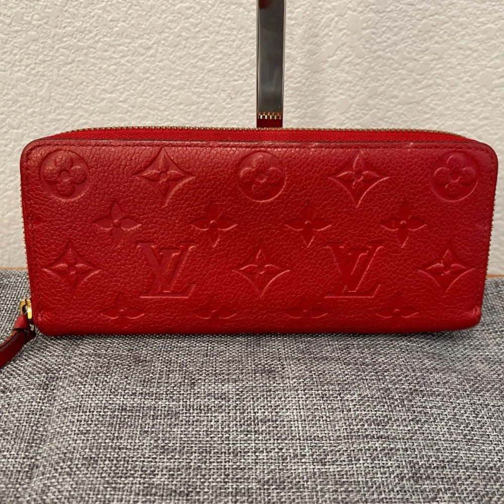Auth Louis Vuitton Red Leather Empriente zippy wallet
